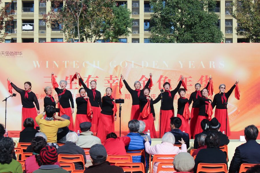 1764829225810511EsA7.jpg 4d2186b722fcf76fdc55c96b32aaf7b6.jpg